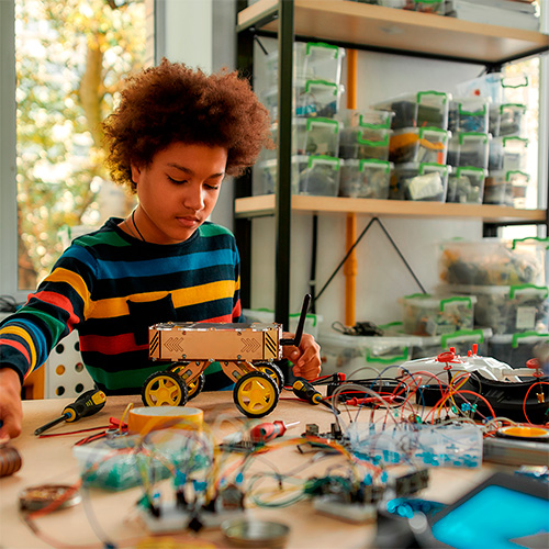 Escola Maker em Curso - Escola Maker Channel